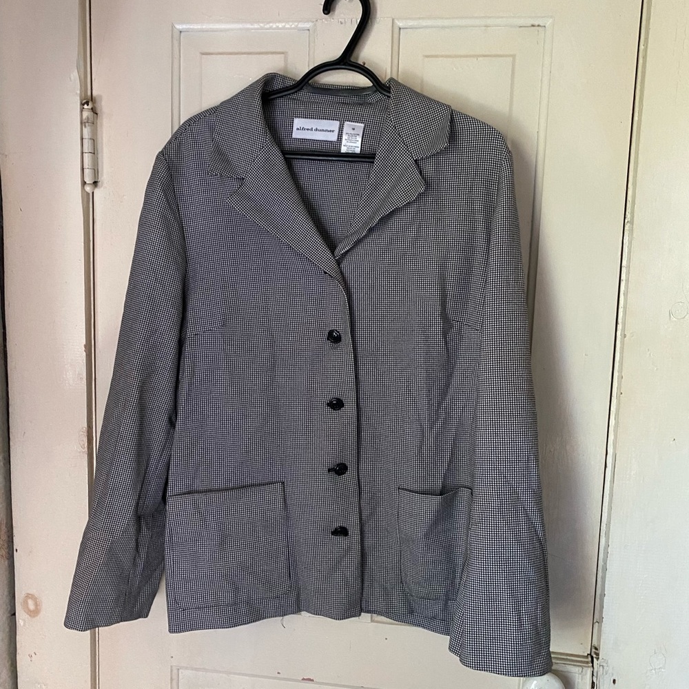Black and white houndstooth vintage shacket